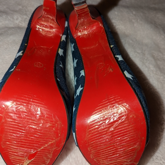 Red white and blue ... Stilettos ...new ! Still has plastic on bottom of shoe .. - Picture 3 of 3